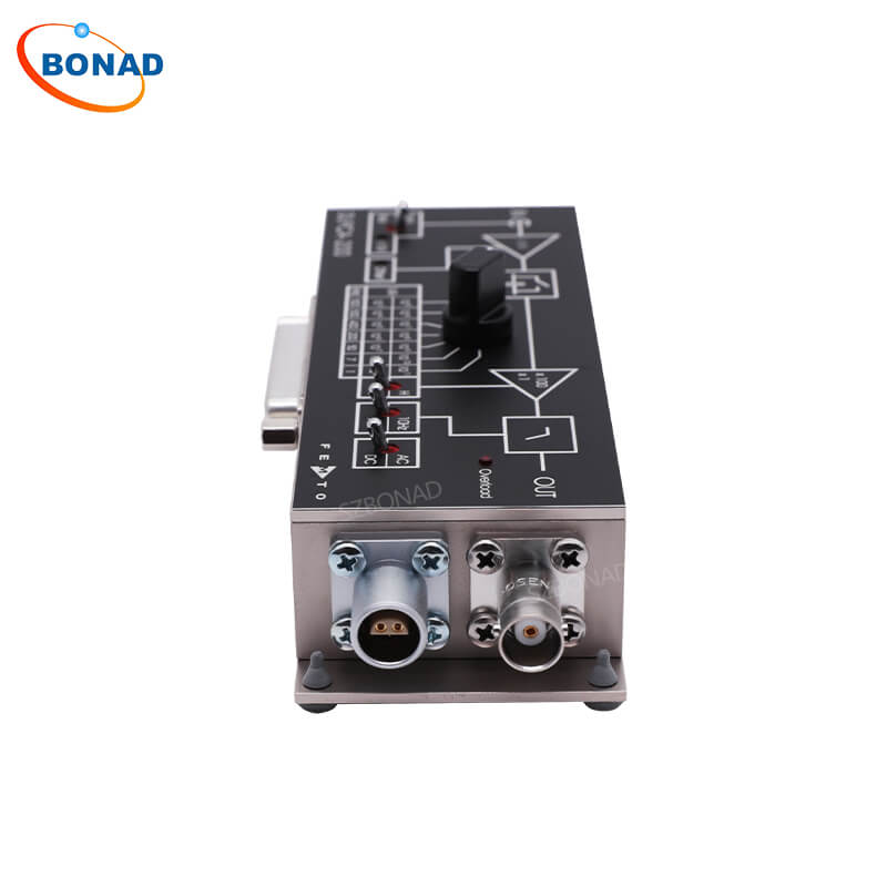 DLPCA-200可變(bian)增(zeng)益電(dian)流放大(da)器(qi)